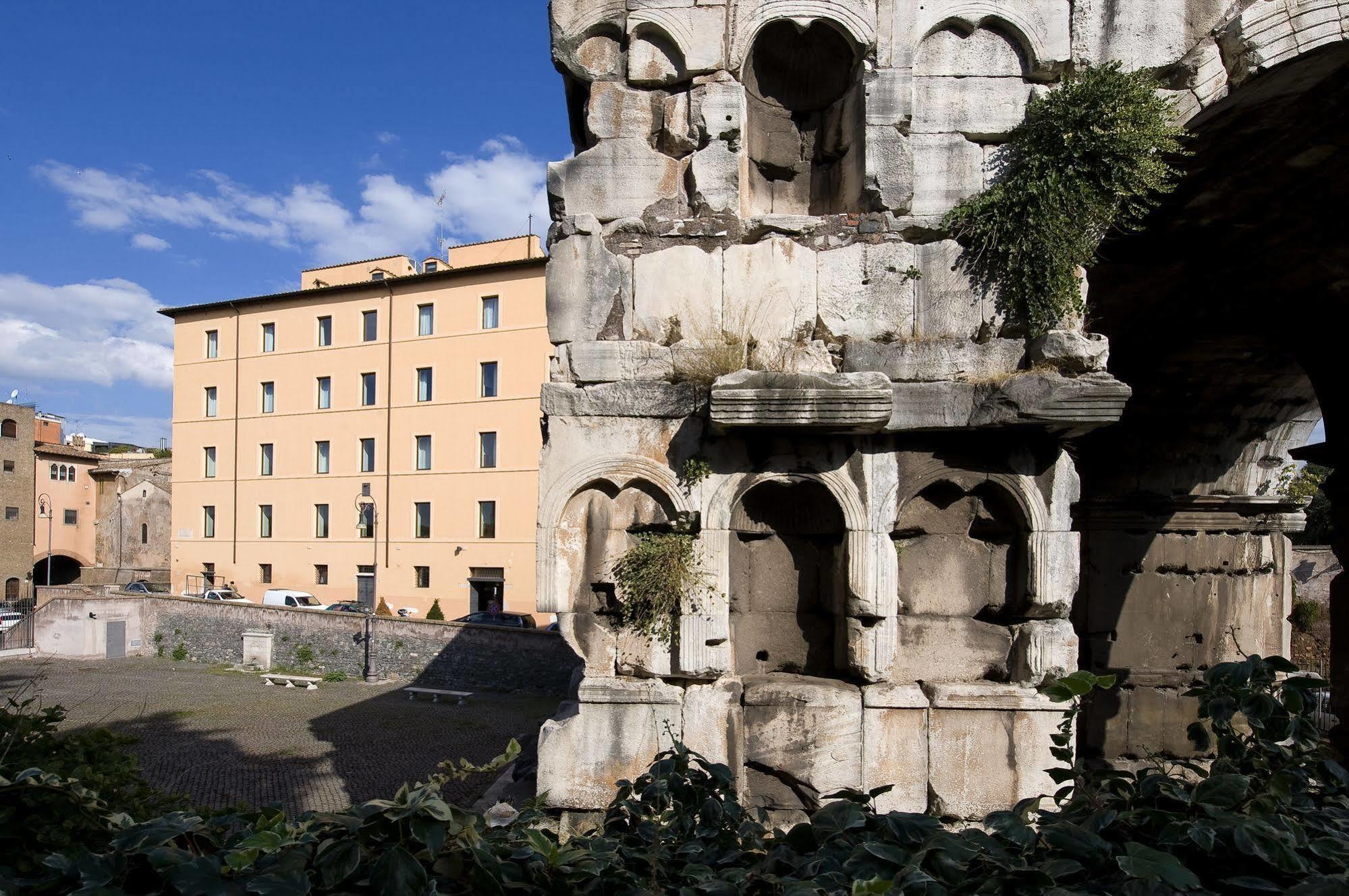Palazzo Velabro, A Member Of Design Hotels Rome Exterior photo