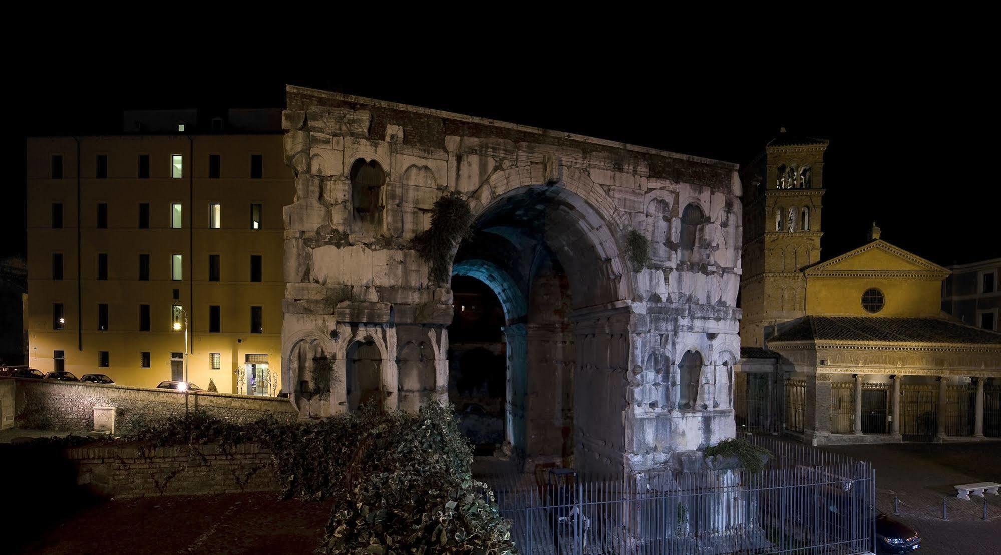 Palazzo Velabro, A Member Of Design Hotels Rome Exterior photo