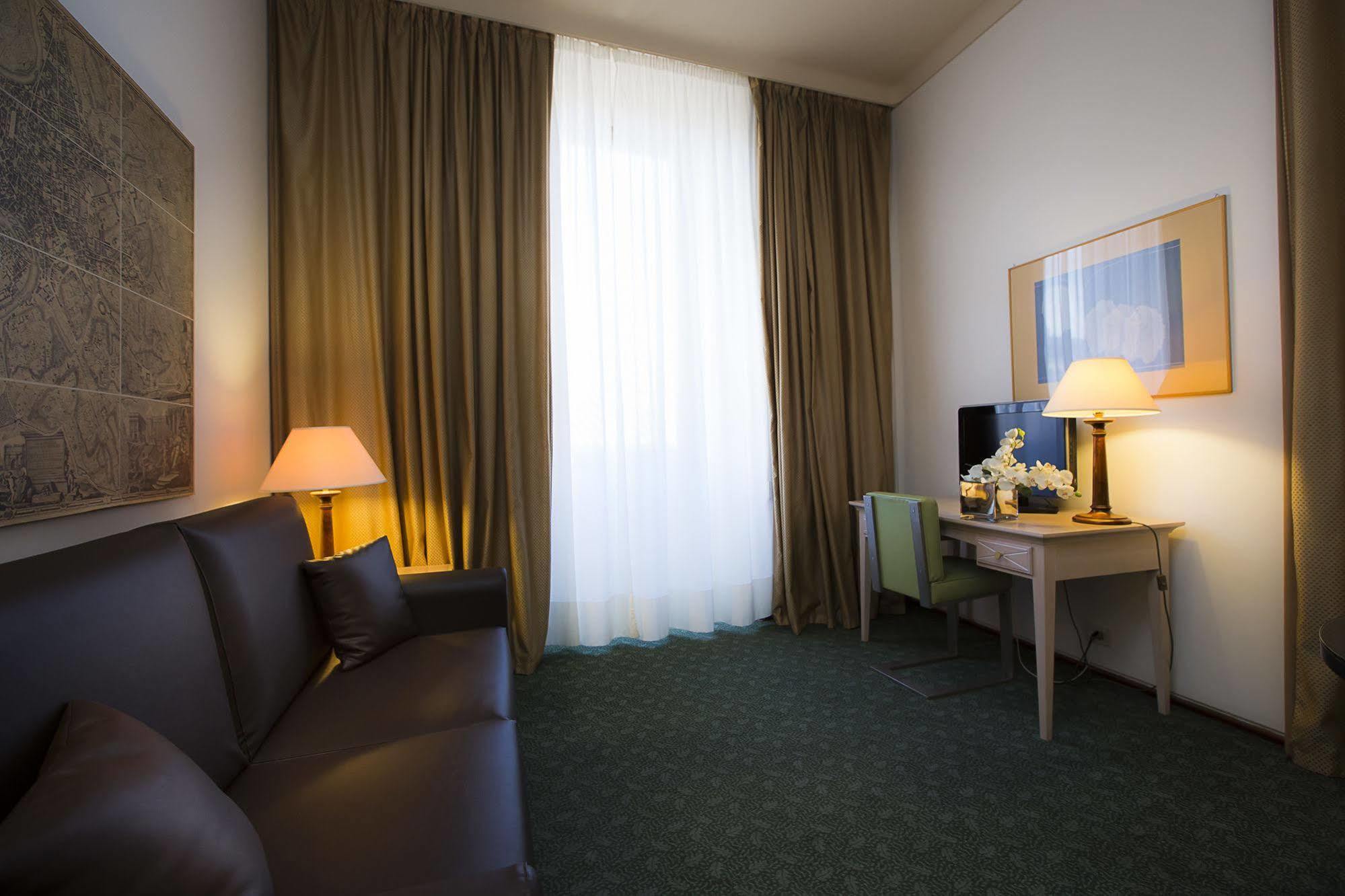 Palazzo Velabro, A Member Of Design Hotels Rome Exterior photo